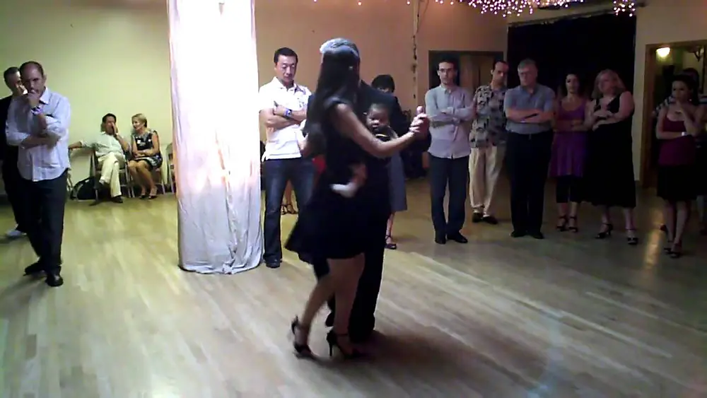 Video thumbnail for Argentine Tango: Jorge Torres teaching (1)