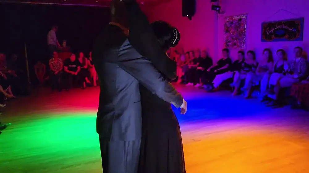 Video thumbnail for Argentine tango: Guillermina Quiroga & Mariano Logiudice - Sheldoneando