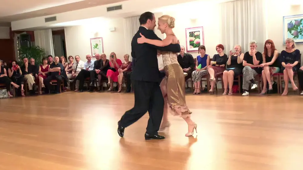 Video thumbnail for Matteo Panero y Patricia Hilliges - Tangovals