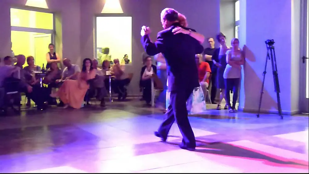 Video thumbnail for 3 La Milonga del Patio presenta a Liliana y Jorge Rodriguez