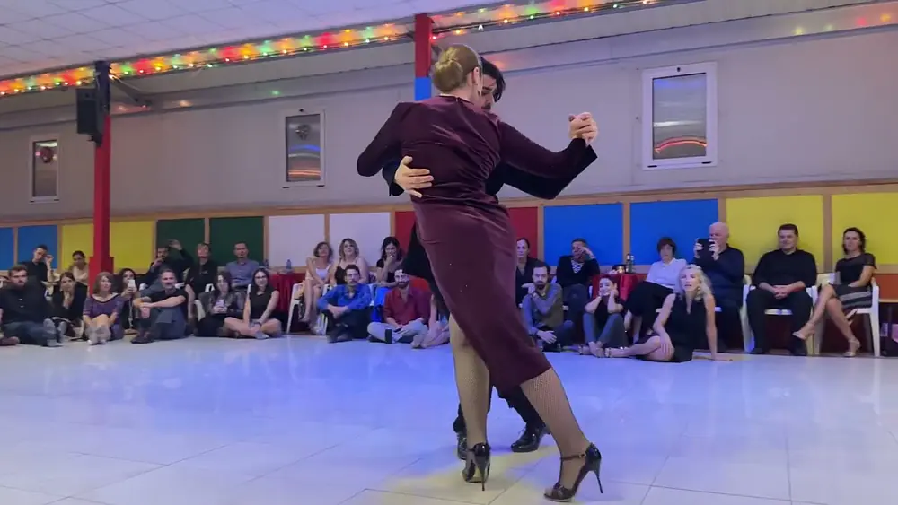 Video thumbnail for Ariadna Naveira Fernando Sanchez Bologna 04/11/2023 (3/3)