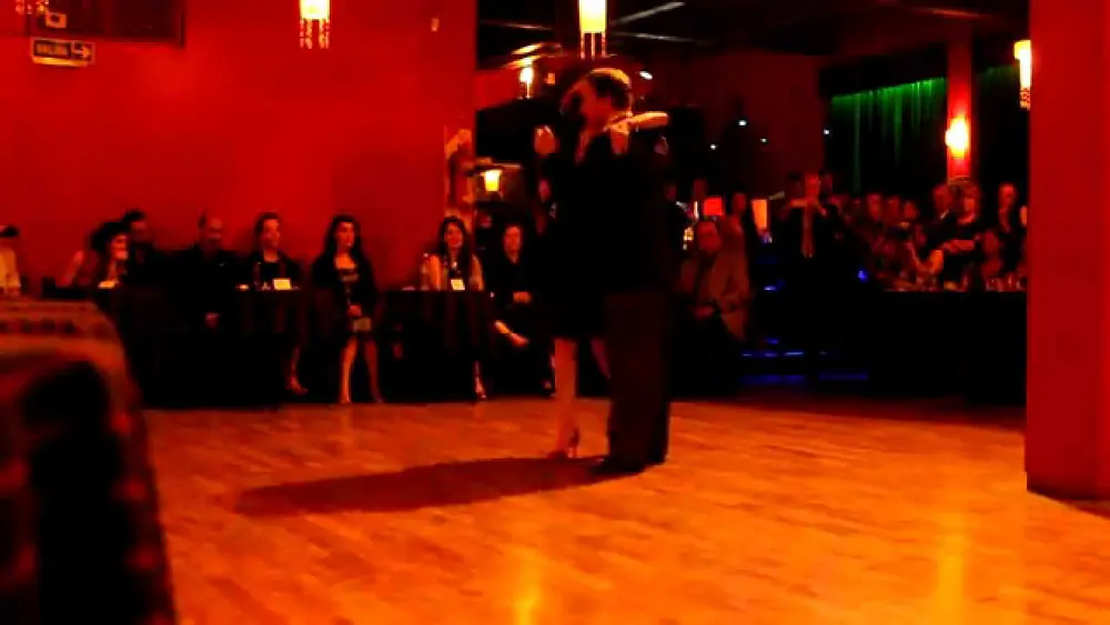 Video thumbnail for Susana Miller & Diego Gutierrez at the Milongueando Gala Milonga 2014 (tango2)