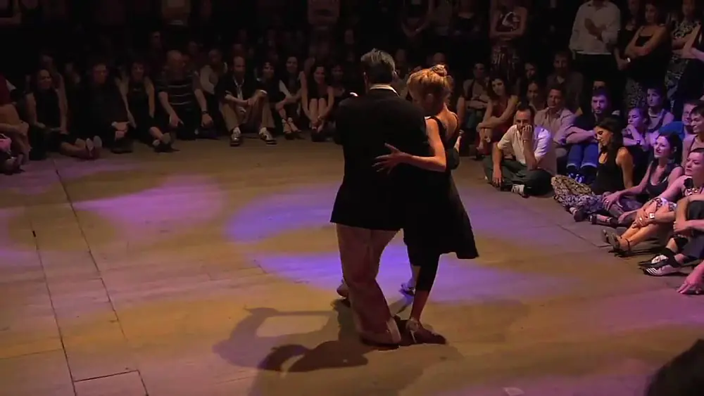 Video thumbnail for BTF 2010 - Show impro Vaudeville Murat Erdemsel & Noelia Hurtado @ Brussels tango festival