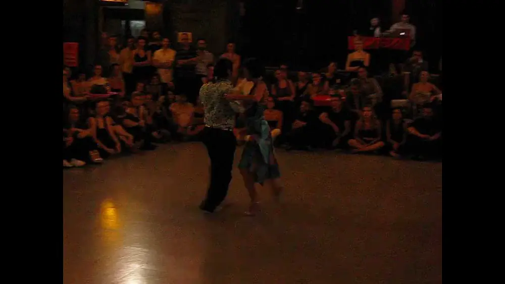 Video thumbnail for MOIRA CASTELLANO y GASTÓN TORELLI en Viva La Pepa! Milonga (vals) 3/3