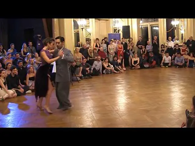 Video thumbnail for Juan Martin Carrara i Stefania Colina -  milonga