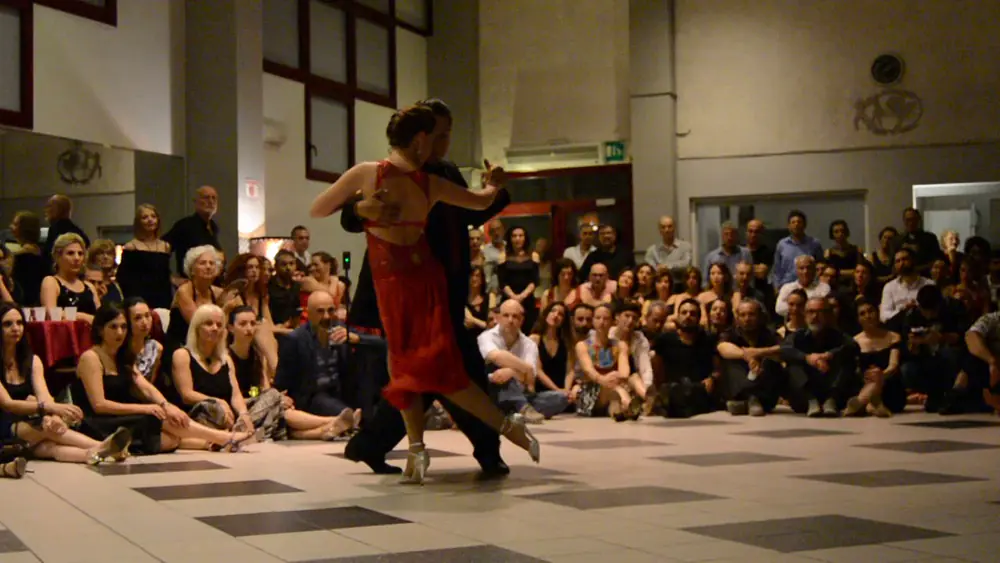 Video thumbnail for Mariano Chicho Frumboli & Juana Sepulveda - Milonga Dispari (Italy) - 2019-01-18 - 2