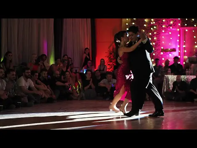 Video thumbnail for Carlitos Espinoza & Agustina Piaggio 4/5