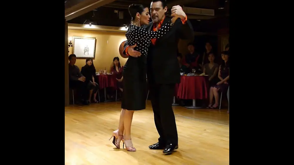 Video thumbnail for Natalia Hills & Alejandro Aquino  - Recuerdo #TangoMoment