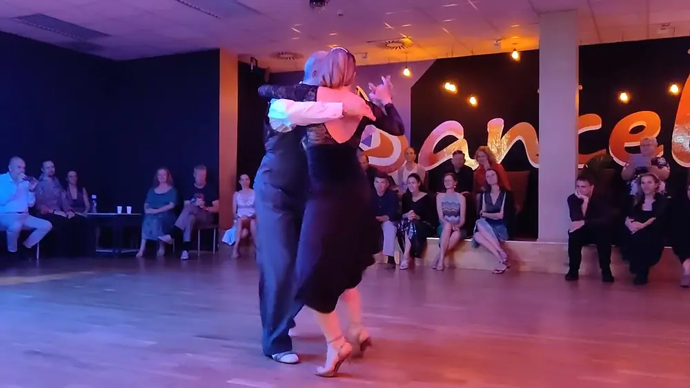 Video thumbnail for Horacio Godoy & Maricel Giacomini @ Ljubljana 2022 (3/5) - Tango DJ Alenka