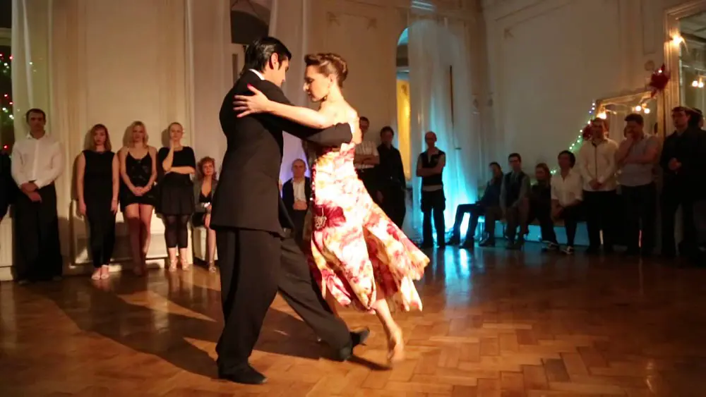 Video thumbnail for German Ballejo & Magdalena Gutierrez, Tango Navidad