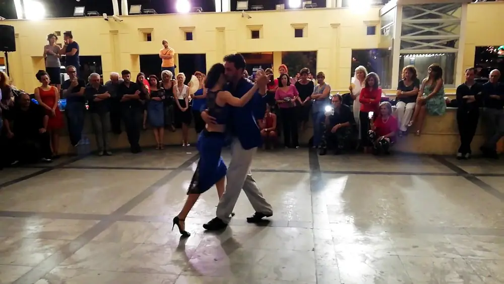 Video thumbnail for Veronica Toumanova & Demetrio Scafaria in Reggio Calabria, Milonga del 83, Juan d'Arienzo