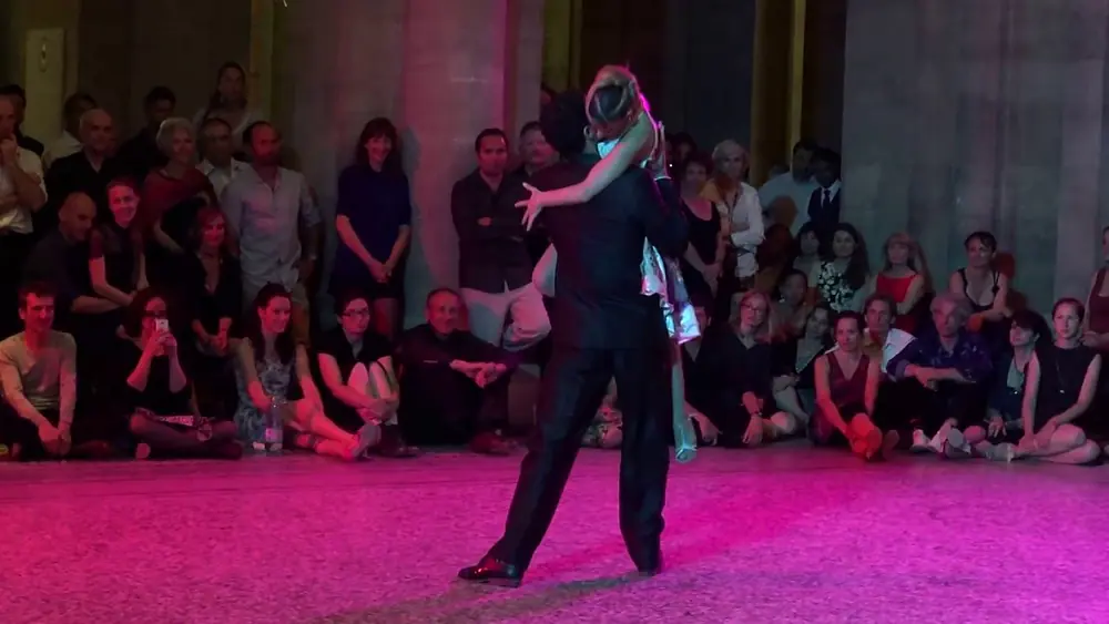 Video thumbnail for Carolina GIANNINI and Mauro CAIAZZA @ Bordeaux Cite Tango Festival 2016 3/3