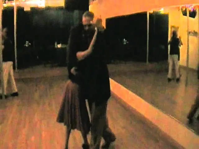 Video thumbnail for Oscar Casas dances a tango with Anna Karassik at Milonga Cielo
