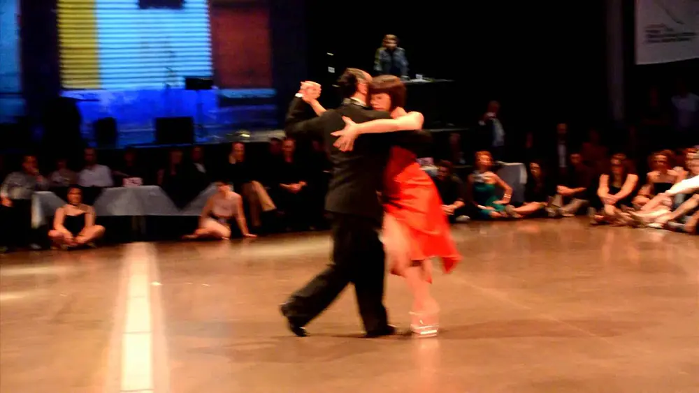 Video thumbnail for Gustavo Rosas y Gisela Natoli.Tango Dos Fracasos Firenze 2015