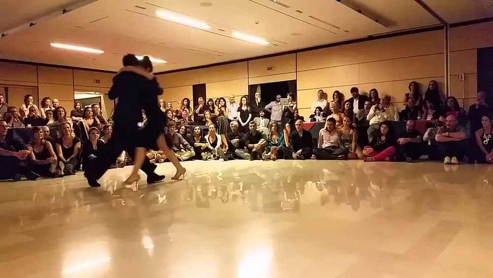 Video thumbnail for Carlitos Espinoza & Noelia Hurtado, Milonga del recuerdo