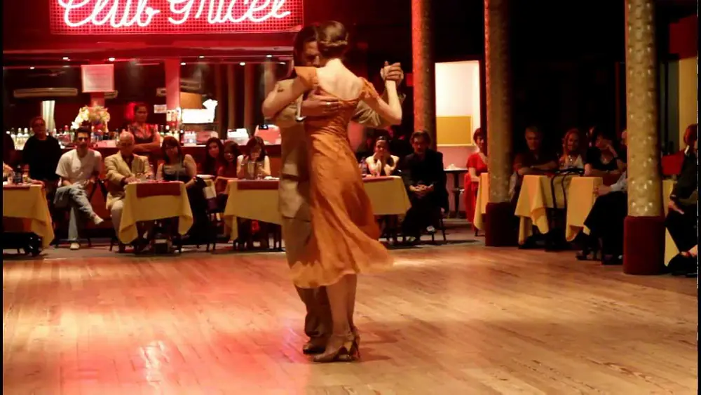 Video thumbnail for Nany Peralta y Rebecca O'Laoire (Club Gricel) 2do tema