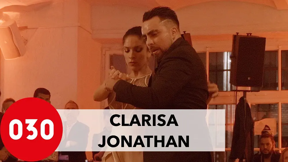 Video thumbnail for Clarisa Aragon and Jonathan Saavedra – De Vidrio