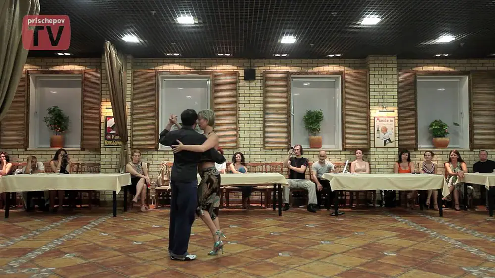 Video thumbnail for Giggio Giovanni & Anna Zyuzina, Russia, Moscow, Milonga "On Board" 11.07.2010(3)