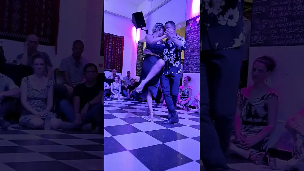 Video thumbnail for Rocío Lequio y Bruno Tombari - Verano porteño (1/4)
