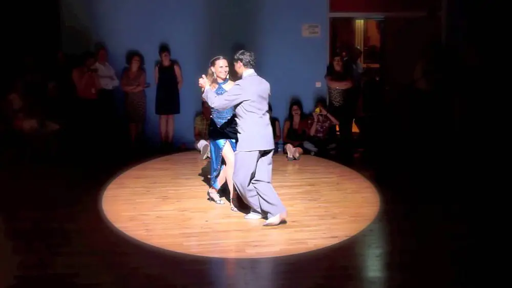 Video thumbnail for Julia & Andrés Ciafardini - Limouzi Tango Festival 2014 - Tango A Vivre Limoges