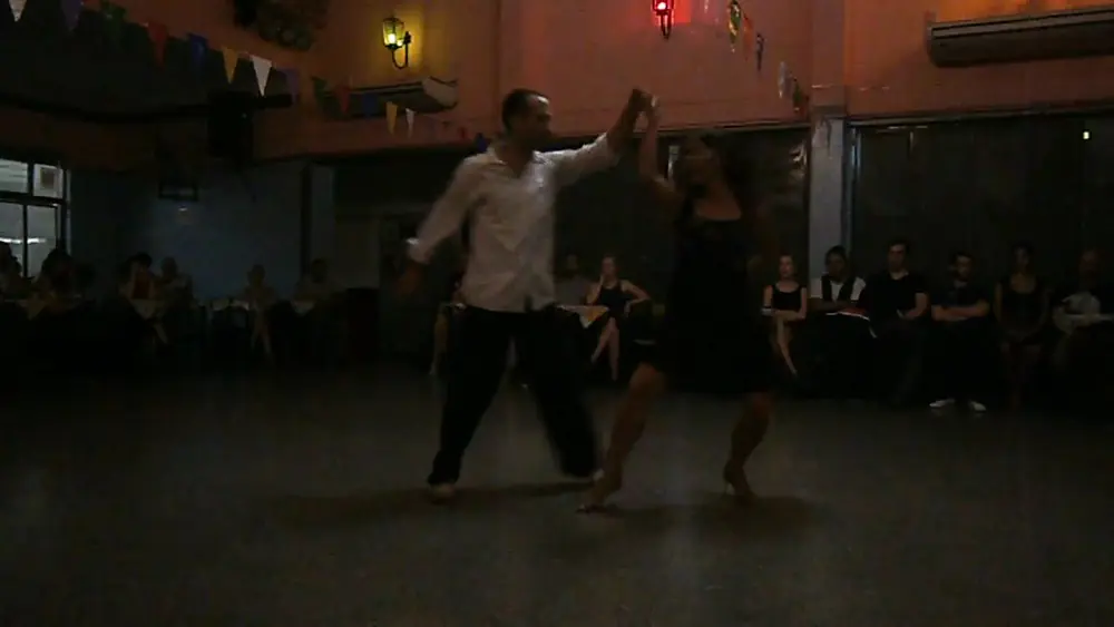 Video thumbnail for Carolina Lafata y Pablo Villarraza en El Motivo, 16/3/20105