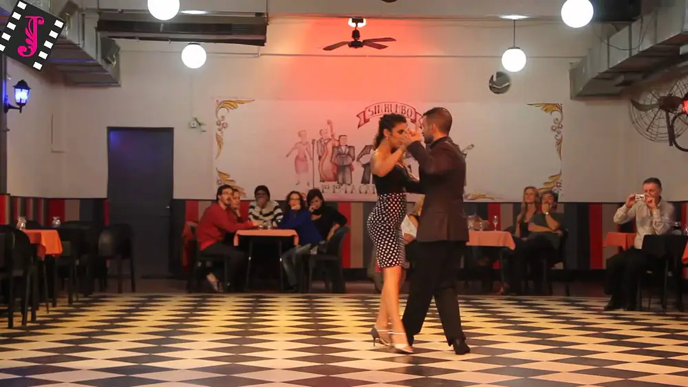 Video thumbnail for BRUNO TOMBARI Y ROCIO LEQUIO en el Sin Rumbo