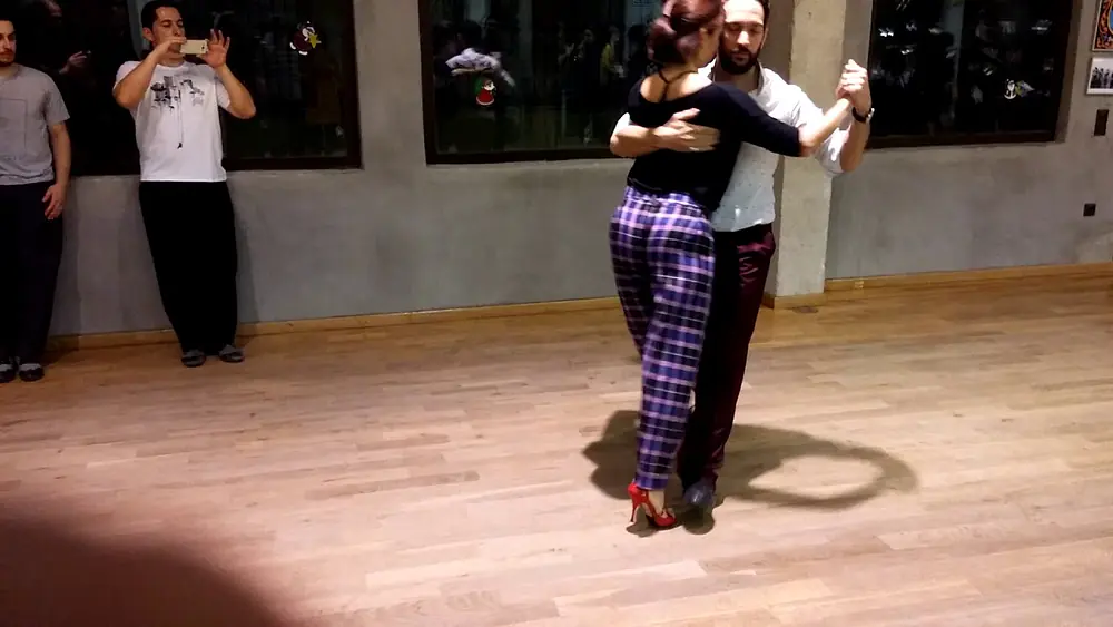 Video thumbnail for Tango class resume Vol.11-Media luna with common turn - Loukas Balokas&Georgia Priskou
