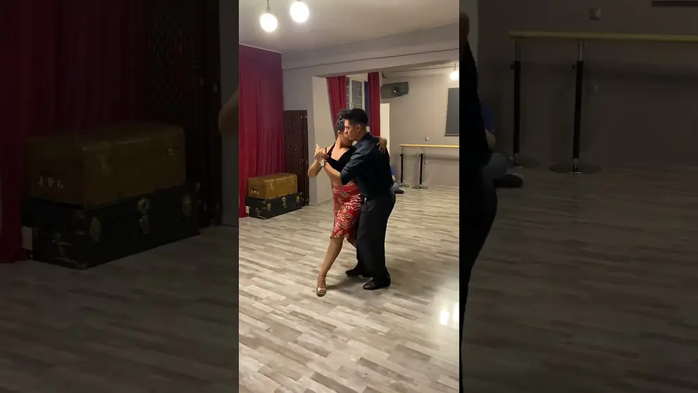 Video thumbnail for Edwin Espinosa & Alexa Yepes Class in Athens!