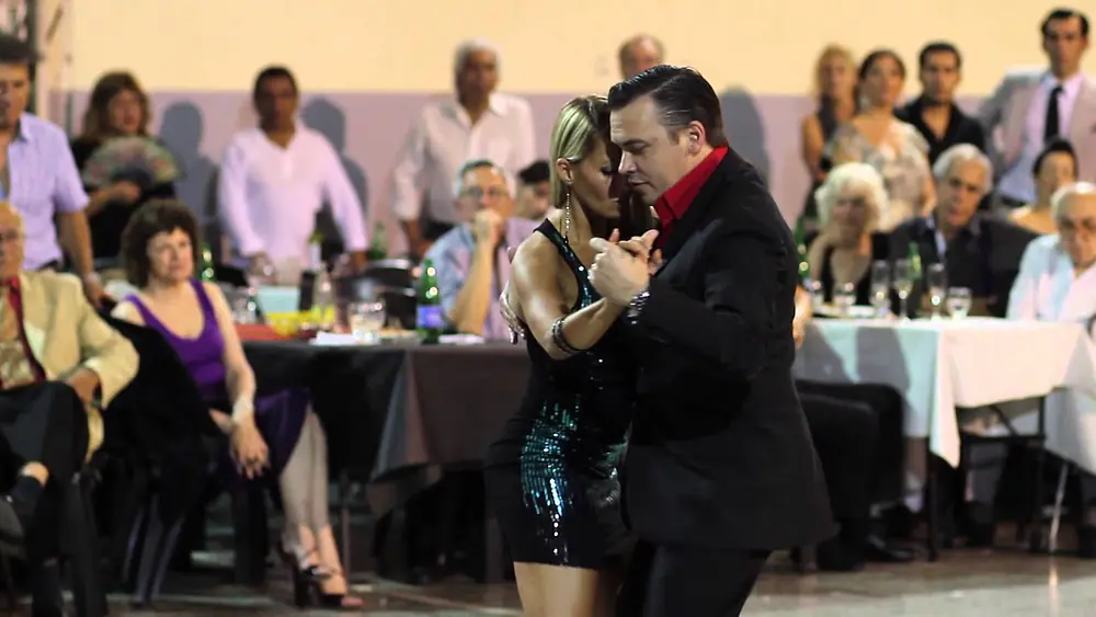 Video thumbnail for Gabriel Misse y Analía Centurion en la Milonga de despedida de los Matera en el Sunderland 29-12-12