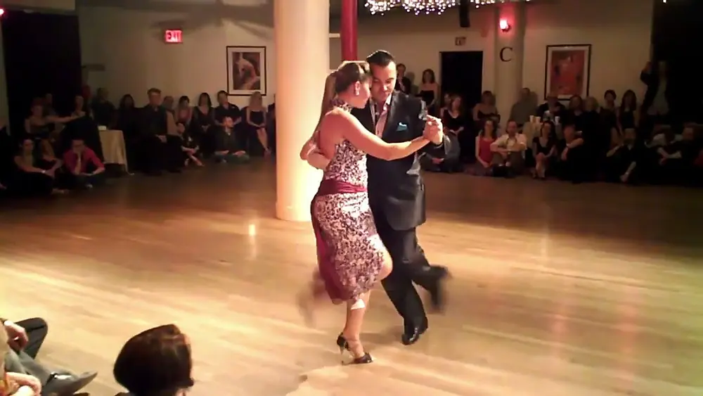 Video thumbnail for Argentine tango: Gabriel Missé & Analía Centurión - Ataniche