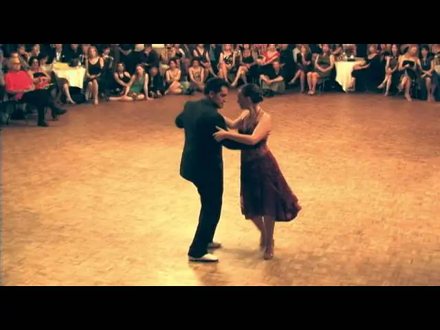 Video thumbnail for Mario Consiglieri & Anabella Diaz-Hojman (1) - Toronto Tango Festival 2011