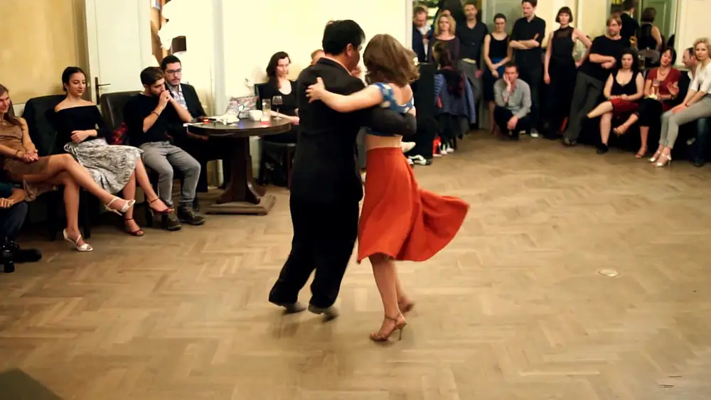 Video thumbnail for Katherine Gorsuch & Marcelo ‘El Chino’ Gutiérrez @ Pippos, Berlin 11.11.2017, 3/4