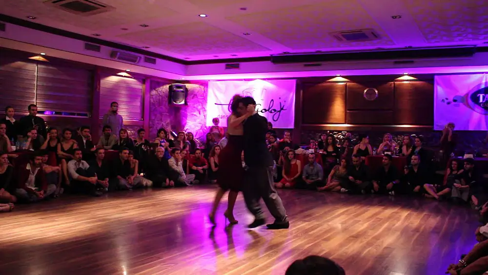 Video thumbnail for Carlitos Espinoza & Noelia Hurtado @ ATC 2013 (2/6)