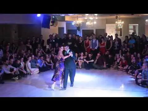 Video thumbnail for Saca chispas - Roxana Suarez & Sebastian Achaval Athens 12/4/2019  3/3