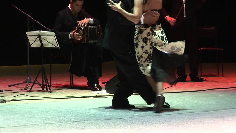 Video thumbnail for Solo Tango Orquesta - "Chique", Christian Marquez & Virginia Gomez "Los Totis"