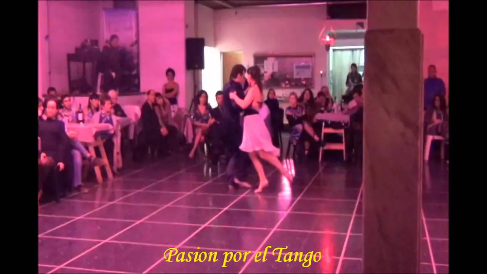 Video thumbnail for VIRGINIA CUTILLO y JOSE HALFON bailando el tango FUERON TRES AÑOS en FLOREAL MILONGA