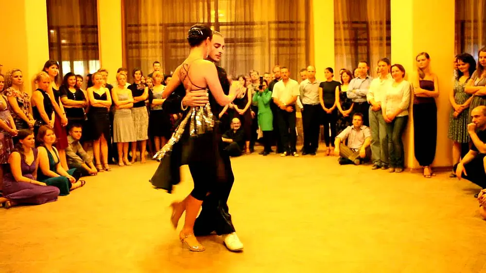 Video thumbnail for Gianpiero Galdi (Italy) Mila Vigdorova (Russia) on milonga "Teplitsa" 2/3