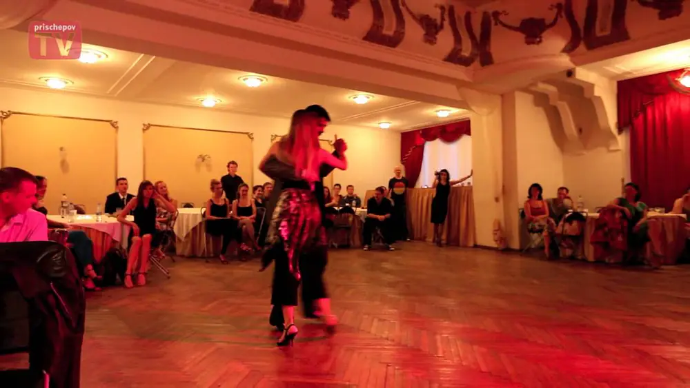 Video thumbnail for Adrian Ferreyra & Julieta Falivene, Argentine Tango "Nevskaya Milonga" http://prischepov.ru