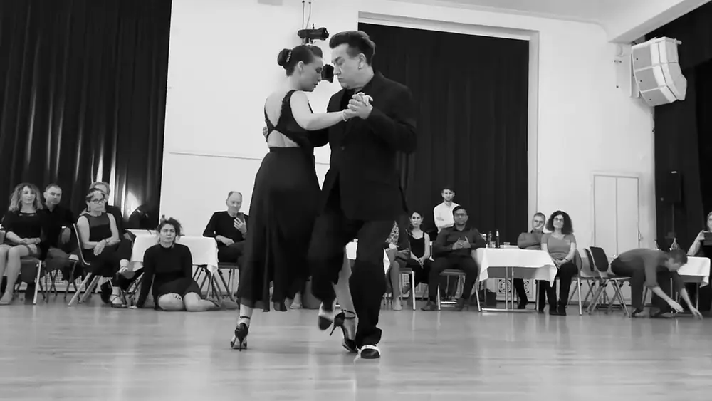 Video thumbnail for Chicho Frumboli and Juana Sepulveda.Tango 4/4.(Solitude- Astor Piazzolla)