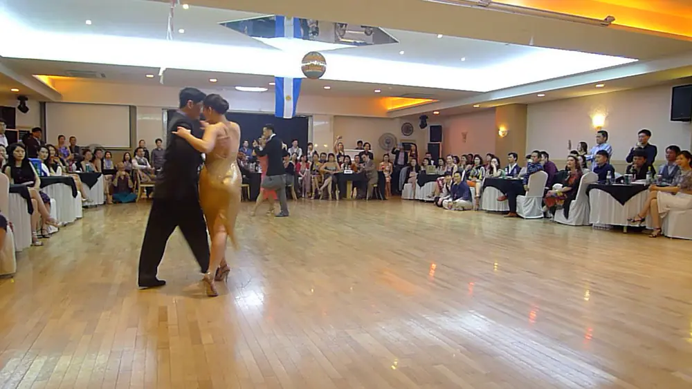 Video thumbnail for 2018 Seoul Tango Festival - Rodrigo y Natsuko, Federico y Selene