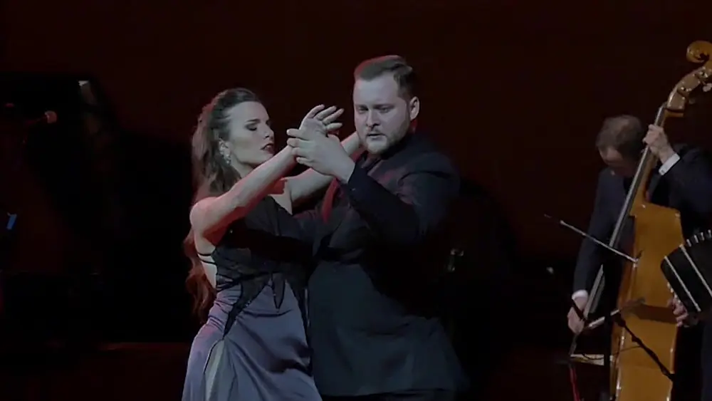 Video thumbnail for "Zum" Solo tango orquesta, Maxim Gerasimov & Agustina  Piaggio