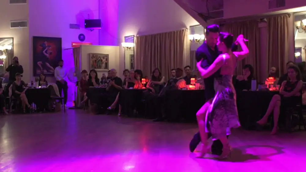 Video thumbnail for Carolina del Rivero and Ricardo Biggeri at Milonga Corazón 3/4