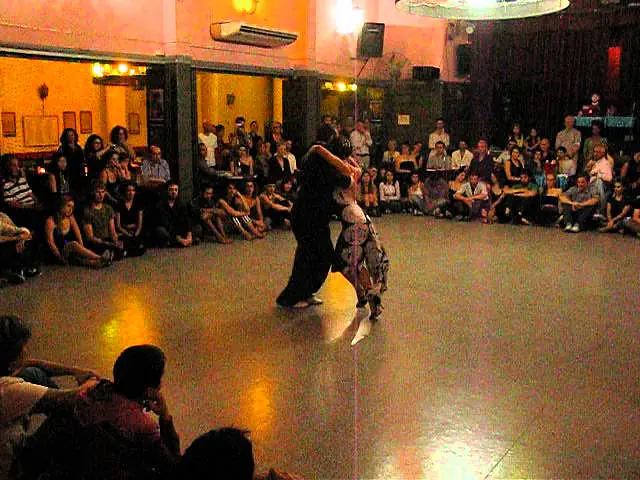 Video thumbnail for PABLO RODRÍGUEZ y CORINA HERRERA  en Viva La Pepa! Milonga (3/4)