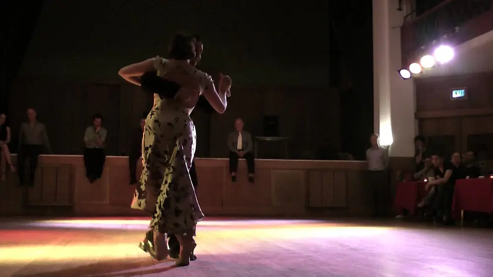 Video thumbnail for Juan Martin Carrara & Stefania Colina @ Carablanca, London - Nov 2012 - 4/4