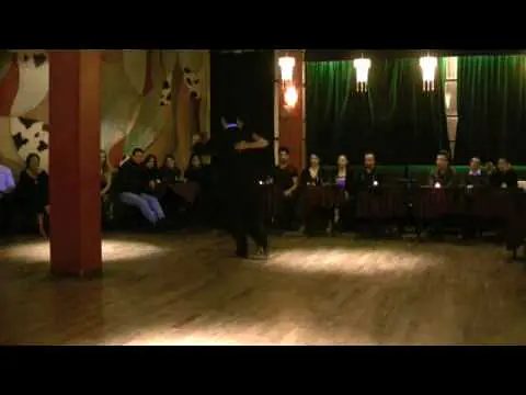 Video thumbnail for Cristian Correa y Jimena Hoeffner - Zorro Plateao 2