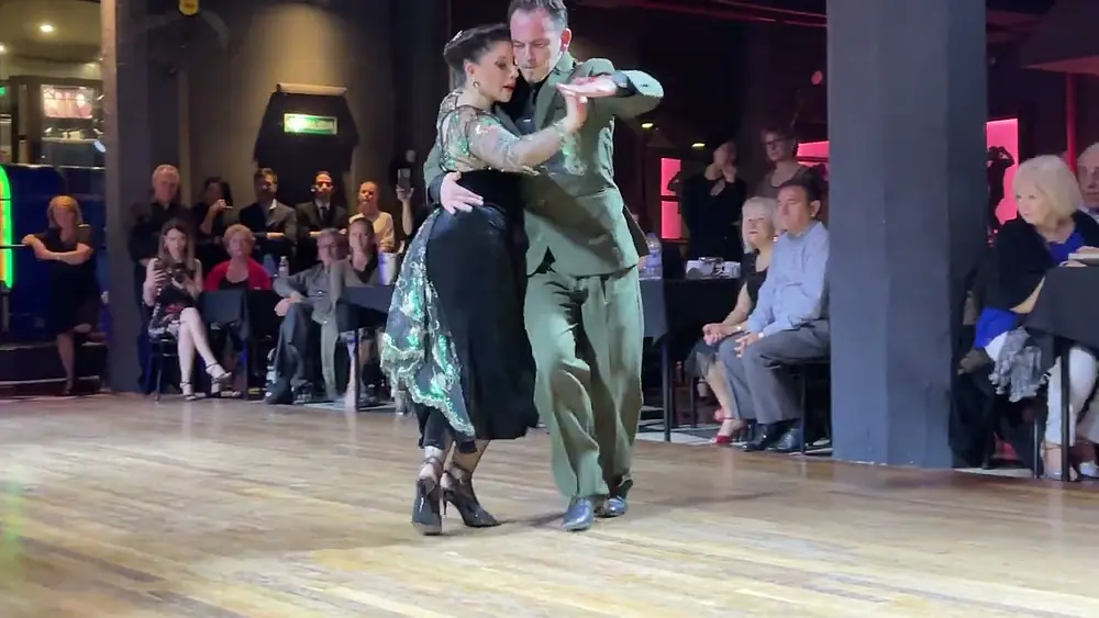Video thumbnail for Argentine Tango | Barbara Ferreyra & Agustin Agnez (3) Milonga Malena Sept. 2023
