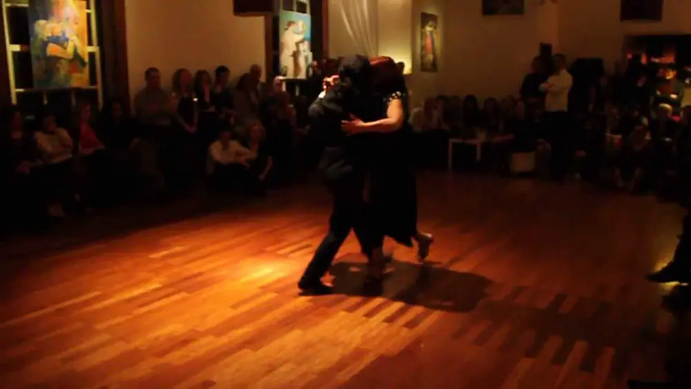 Video thumbnail for ALEXANDRA BALDAQUE E MANUELA MOREIRA, NO 5º ANIVERSÁRIO DA LIÇÃO DE TANGO