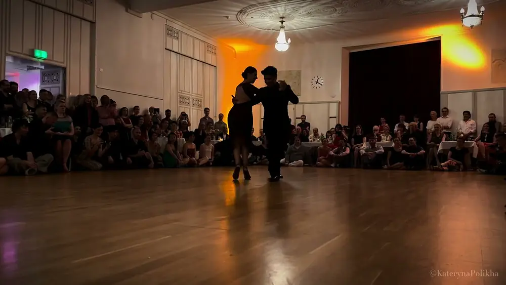 Video thumbnail for Festivalito Tango Primavera, Zürich 2023. Roxana Suarez & Sebastian Achaval