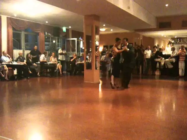 Video thumbnail for Miguel Angel Zotto y Daiana Guspero 2/4