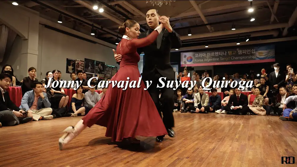 Video thumbnail for Jonny Carvajal y Suyay Quiroga 2/5 - Pocas Palabras